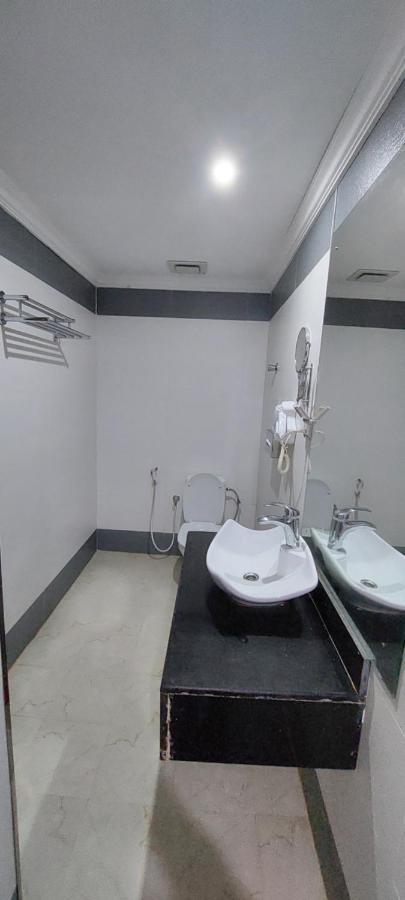 Eman House Aparthotel ซาลาลาห์ ภายนอก รูปภาพ