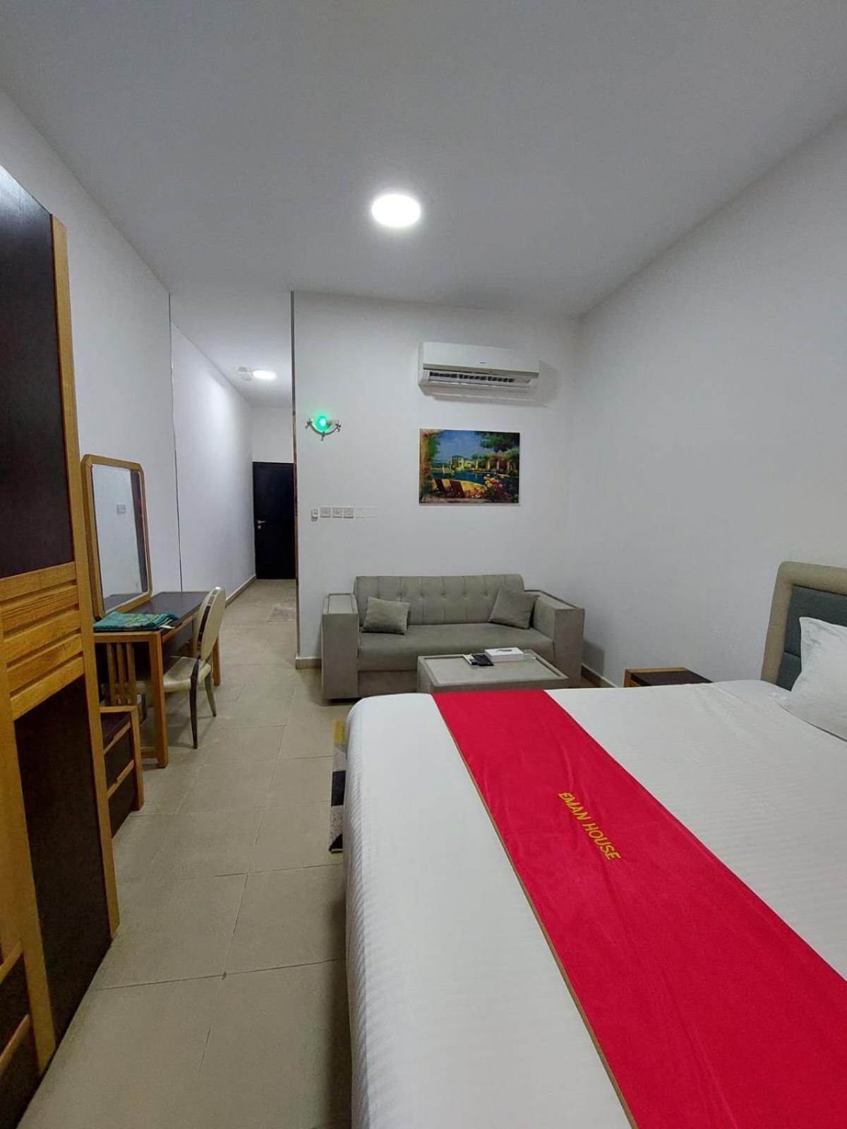Eman House Aparthotel ซาลาลาห์ ภายนอก รูปภาพ